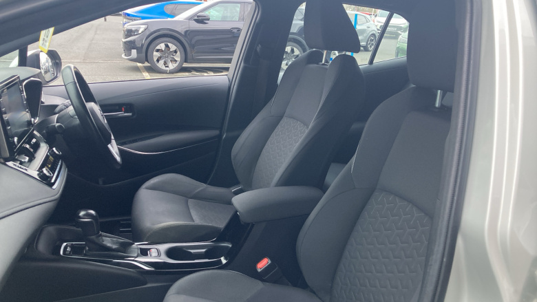 Toyota Corolla 1.8 VVT-i Hybrid Icon Tech 5dr CVT Hybrid Hatchback